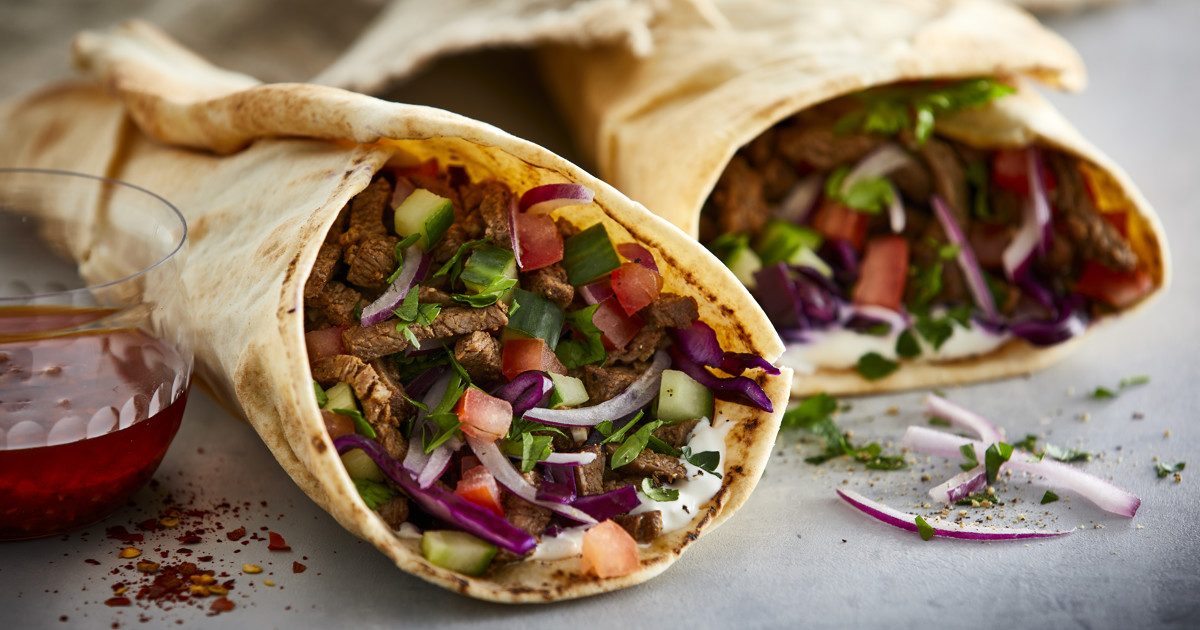 Shawarma Ceria: Rasa Timur Tengah yang Menggoda di Jantung Cilacap